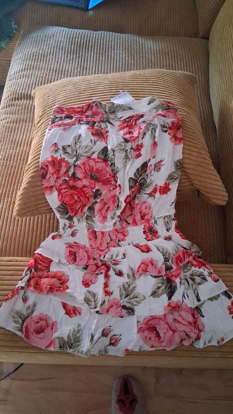 Lotti di vestiti: Lot de vêtements – Usato da Bienne venduto da TeddySparrow 1