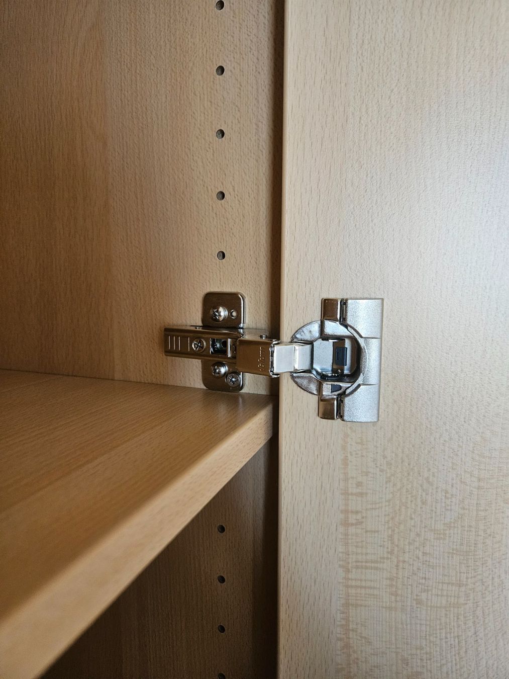 Armadi: Hochwertiger Kleiderschrank – Usato da Rüti ZH venduto da looren94 4