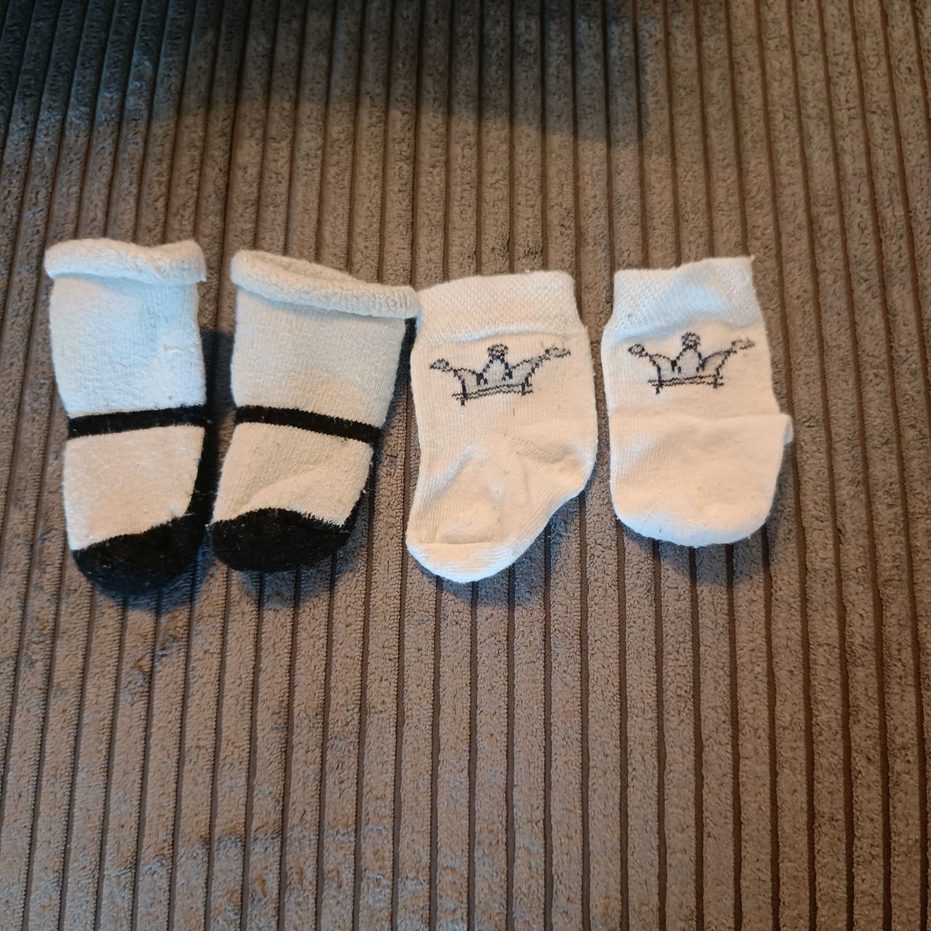 Chaussettes enfants: Socken Grösse 14 – D'occasion à Jaberg par urig17.