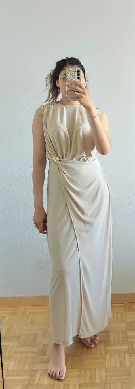 Kleider: Robe de soirée NEUVE jamais portée  – Neu und originalverpackt aus Nyon von nay_y72c 3