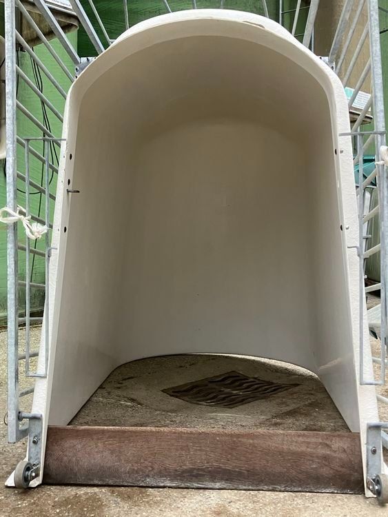 Gabbie, trasporto & Sicurezza: Kälberiglu – Usato da Esslingen venduto da ric_ly2m