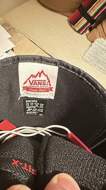 Scarpe da uomo: Vans Snowboard Boots mit BOA Grösse EU 46 – Usato da Nidau venduto da Seedee