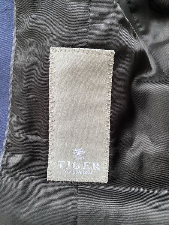 Tiger of Sweden Ensembles & Tailleurs: Tiger of Sweden Blazer dunkelblau, Grösse 34 – D'occasion à Ittigen par carpediempotato 2