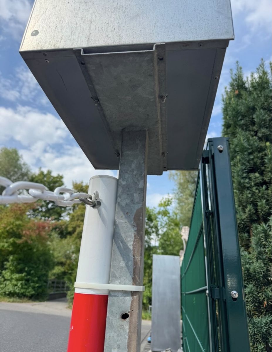 Altro per la casa: Briefkasten grau Metall gebrauchter Zustand – Usato da Menziken venduto da Giulietta1 4