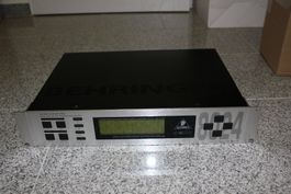 Beringer Ultra-Curve Pro DSP 8024