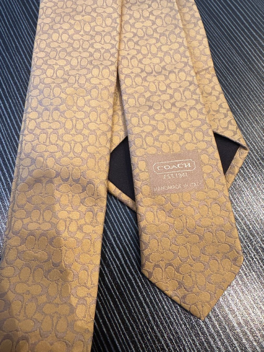 Cravatte: Coach Krawatte - Nr. 1032 – Usato da Hittnau venduto da LuxAndMore