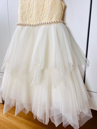 Glamouröses Kleid, Tüllrock, Perlen, Weiss, Gelb, 104 Spitze