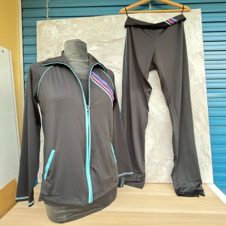 Ensemble de sport 3 pièces — Doux et extensible