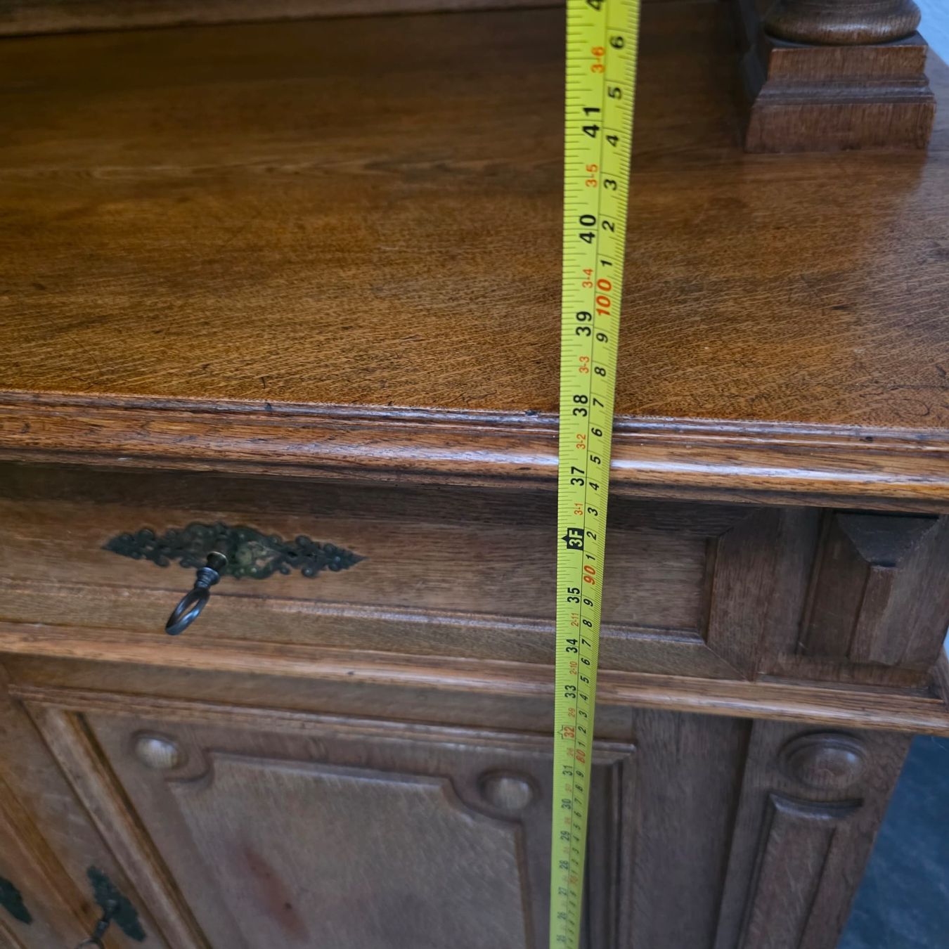 Büffets: Antiker Buffetschrank, Holz, Nussbaum, Vintage – Gebraucht aus Rheinsulz von Dred 5