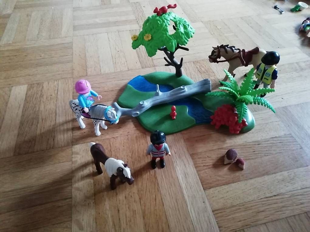 Giocattoli: Verkaufe einen Playmobil "pausenplatz" – Usato da Günsberg venduto da ste_qq59 1