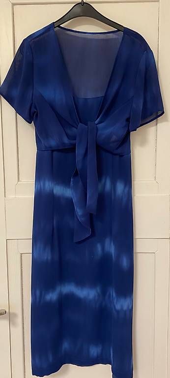 Vestiti: Festkleid + Bolero Gr. 36 blau – Usato da Stein am Rhein venduto da aju_gr6w