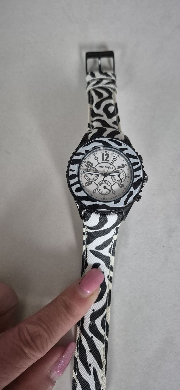 Uhren: Time Force Damen Uhr Collection Cristiano Ronaldo – Neu und originalverpackt aus Aesch BL von Moni1211 2