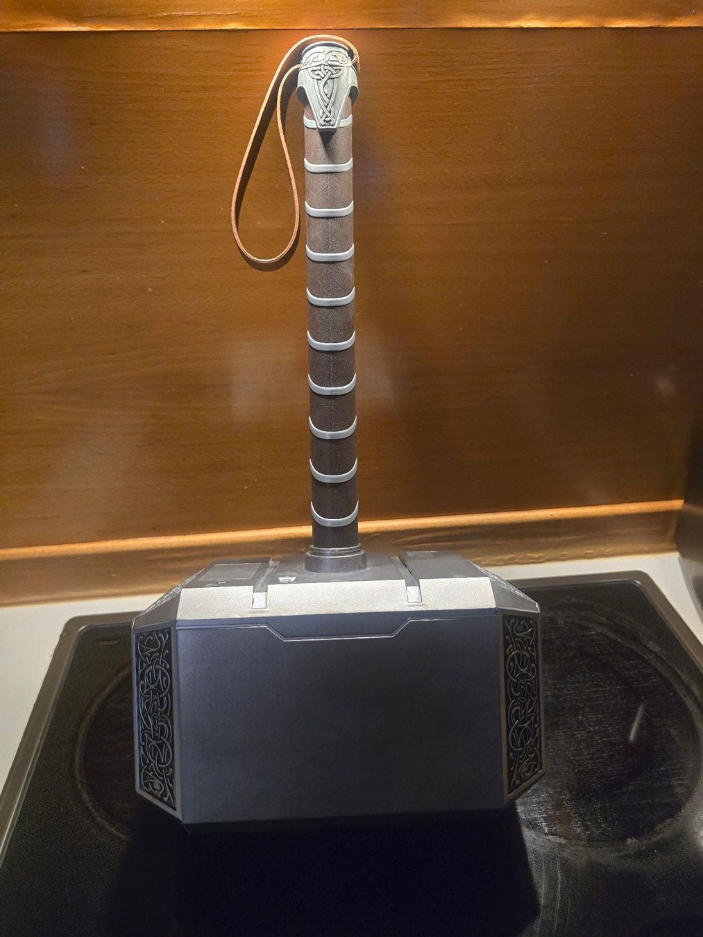 Marvel Jouets: Mjolnir Replica Marvel Thor – D'occasion à Schaffhausen par K.Ichimaru 1