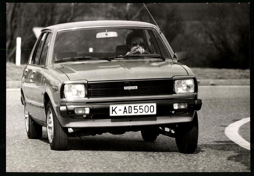 Fotografie & Manifesti: Fotografie Auto Toyota Tercel, Kleinwage – Usato da Berlin venduto da bartko-reher