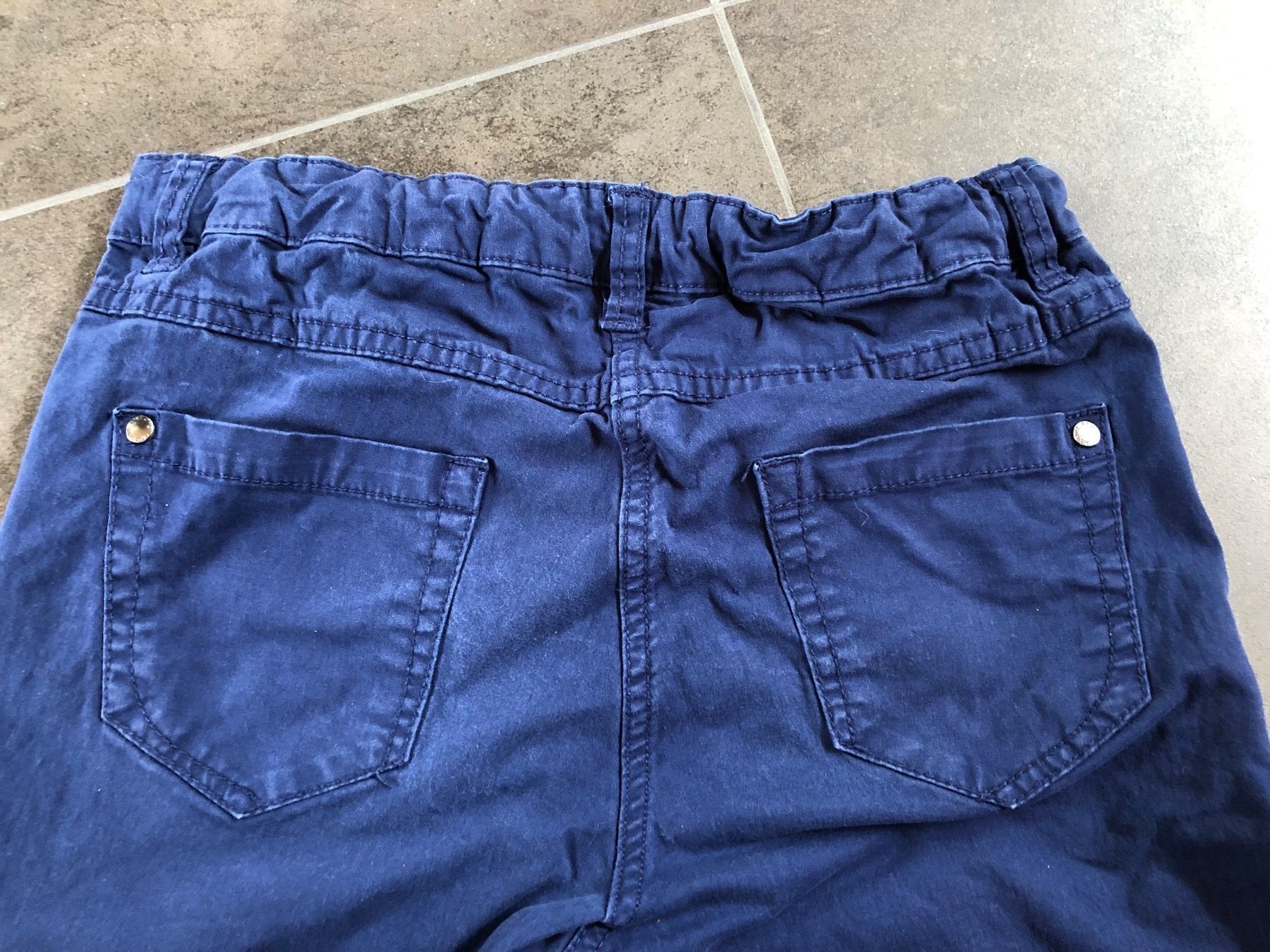 Pantalons: Shorts, Größe 152 – D'occasion à Kirchdorf AG par Garten2020. 1