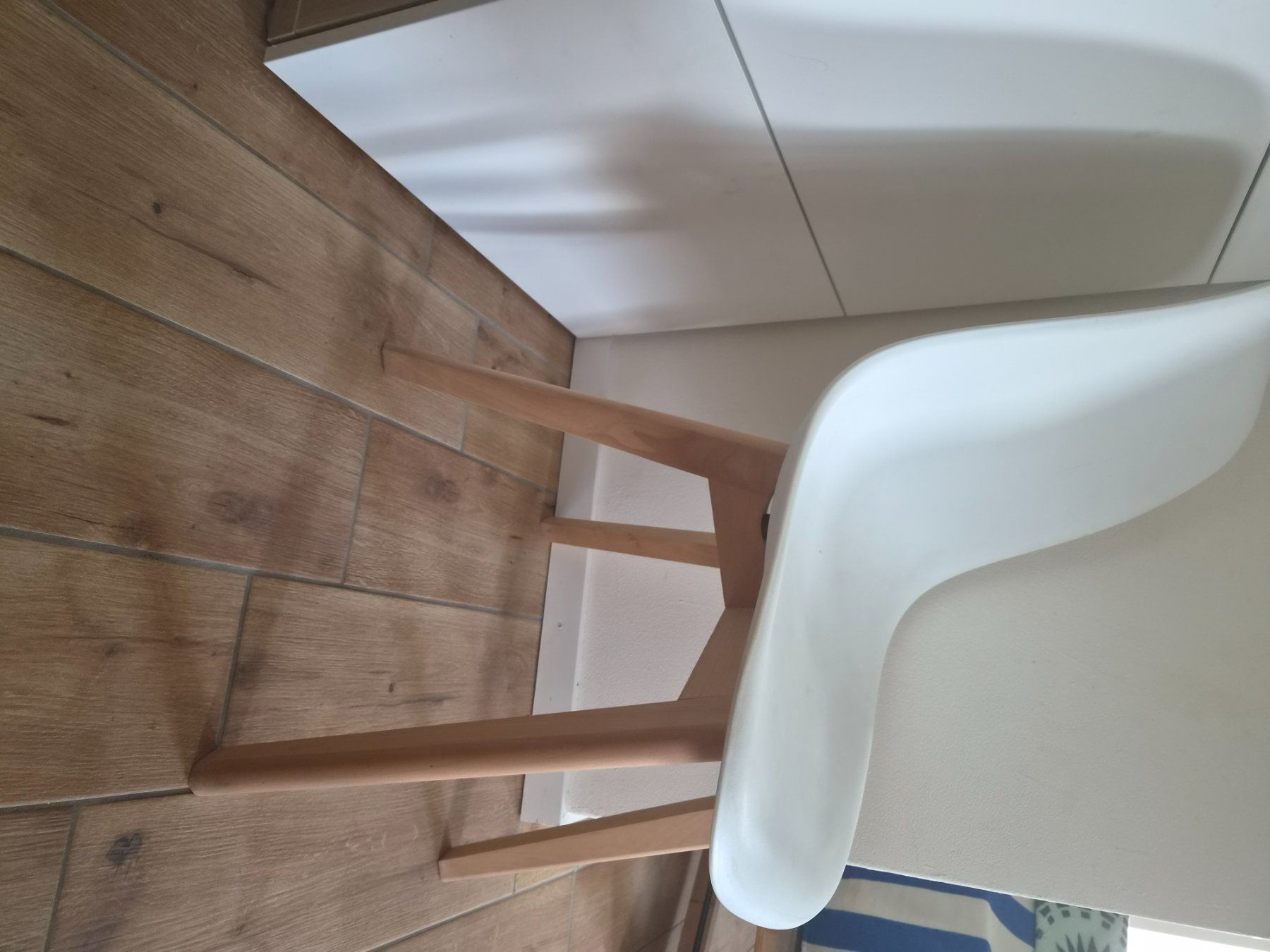 Stühle: ESSZIMMERSTÜHLE WEISS 5 STÜCK – Gebraucht aus Herisau von NadjaLang 1