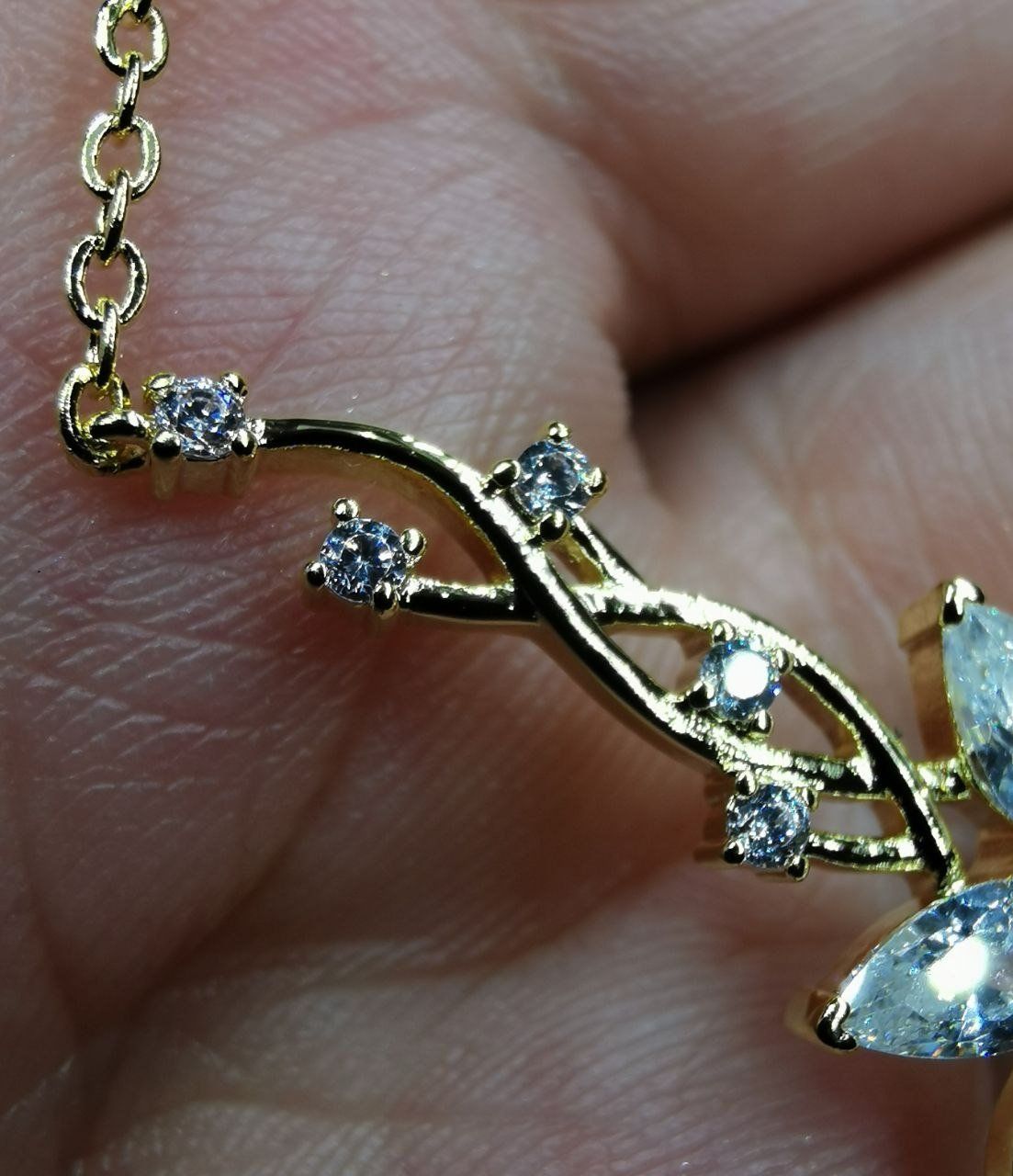 Catenine: Collier avec zircons – Nuovo e nell'imballaggio originale da Reconvilier venduto da Tsma67 3