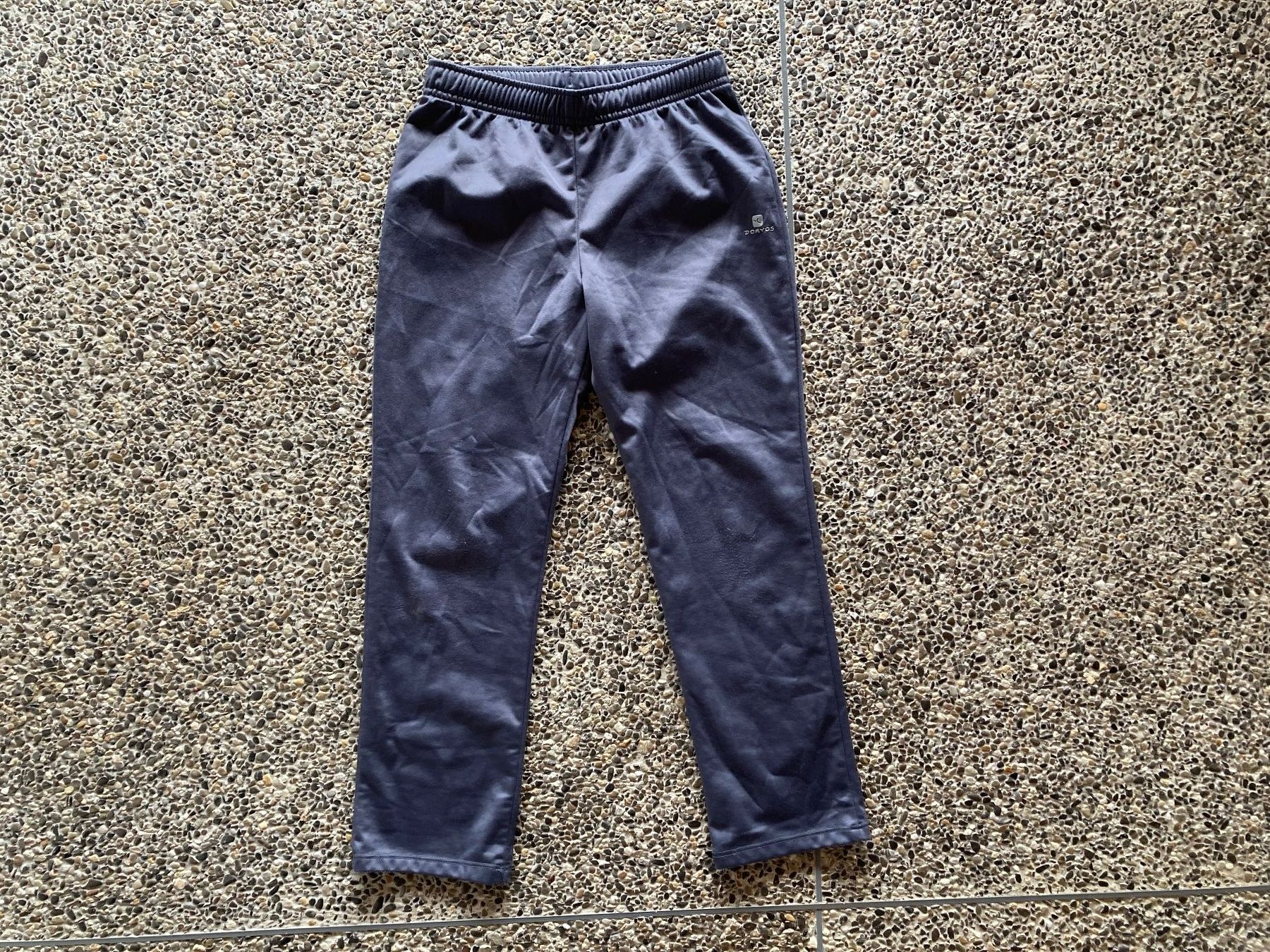 Pantaloni: Trainerhose, Hose, Jogginghose, Gr. 122/128 – Usato da Aetingen venduto da Nadinsky
