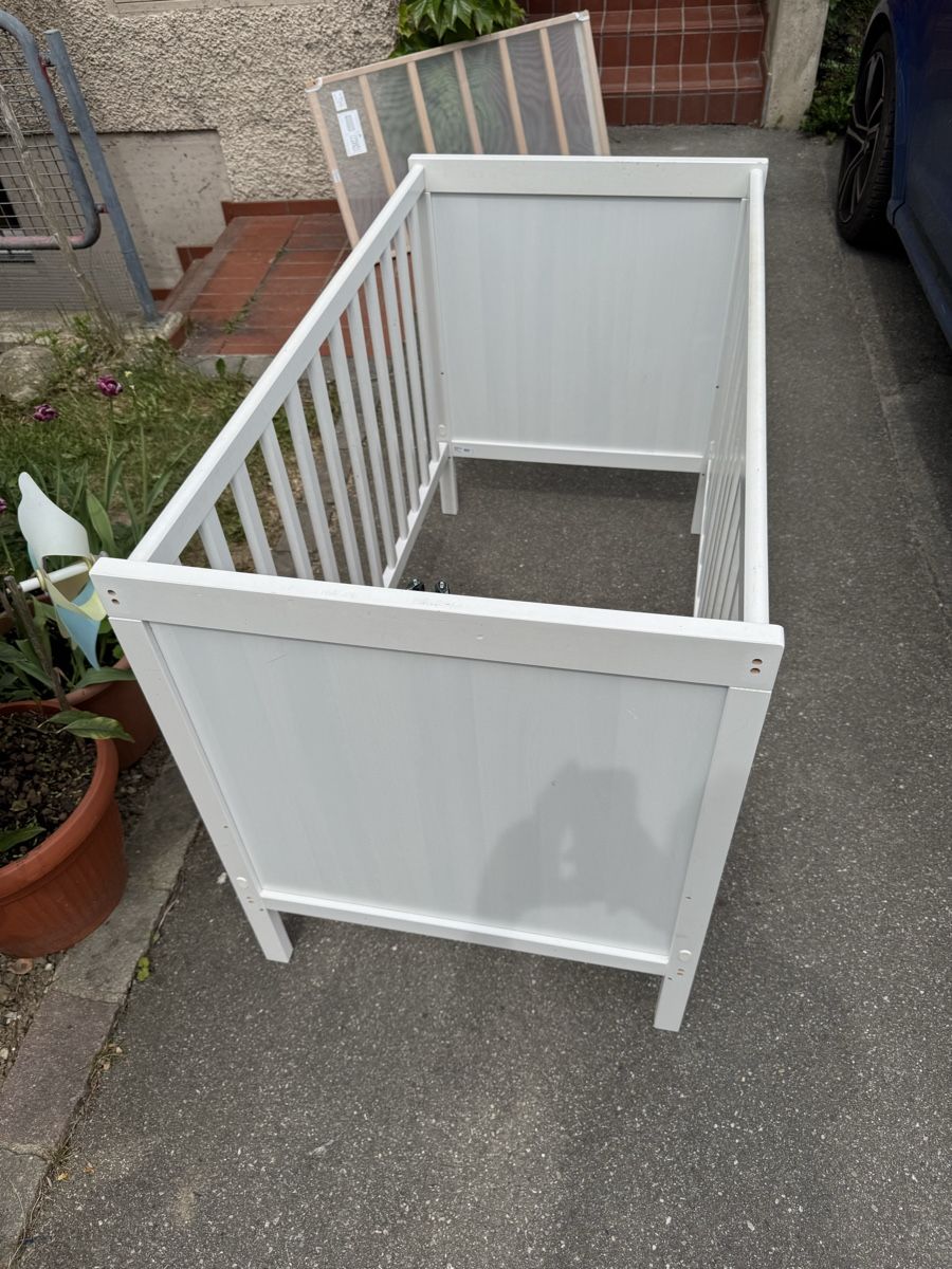 Ikea Betten: Kinderbett, 60x120cm, weiss, – Gebraucht aus Benglen von Osi123 3