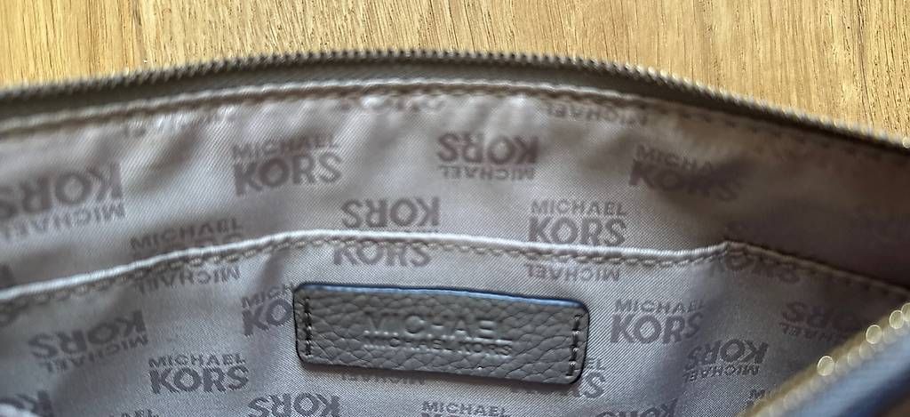 Michael Kors Borse da donna: Michael Kors Clutch greige – Usato da Liestal venduto da suseswunderbar 3