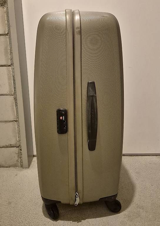 Valises de voyage: Samsonite – D'occasion à Schneisingen par sil_qb5m 3