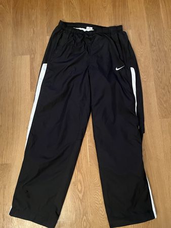 Nike Trainerhose Gr. L