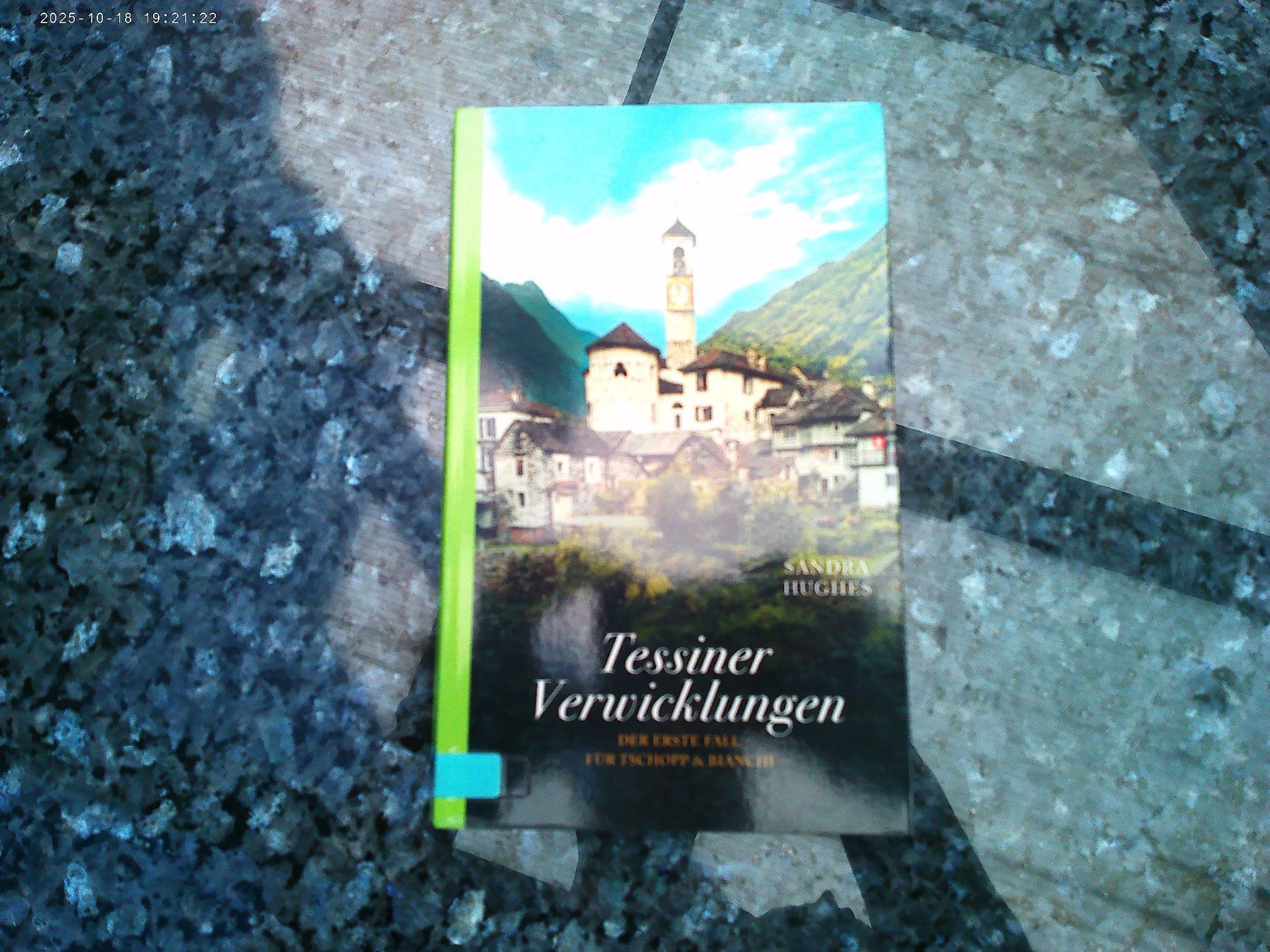 Libri: Tessiner Verwicklungen von Sandra Hughes – Usato da reitnau venduto da Sib7