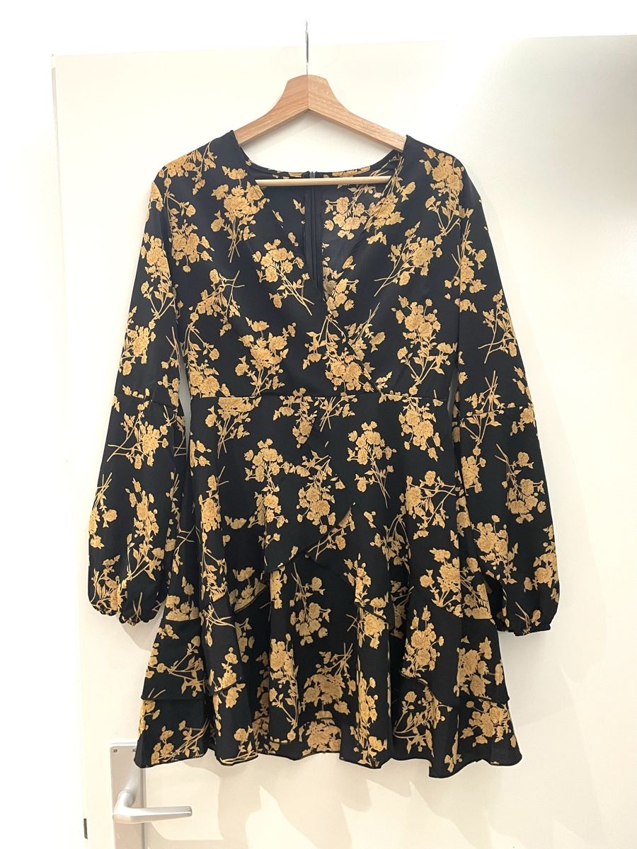 Vestiti: BLUMIGES MINIKLEID SCHWARZ – Usato da Ziefen venduto da Elar_store