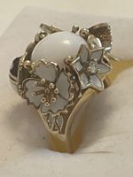 bague en or jaune 14 carats roberto bravo avec agate blanche
