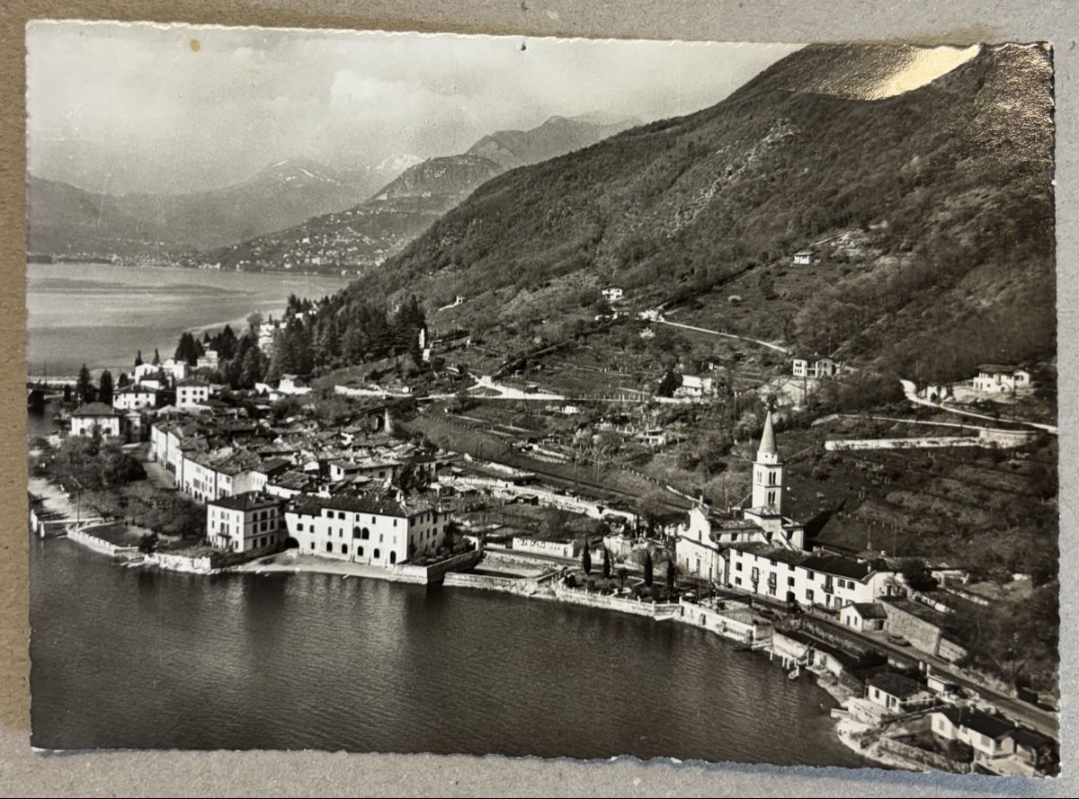 Cartoline postali: Flugaufnahme Bissone – Usato da Luzern venduto da Balbel