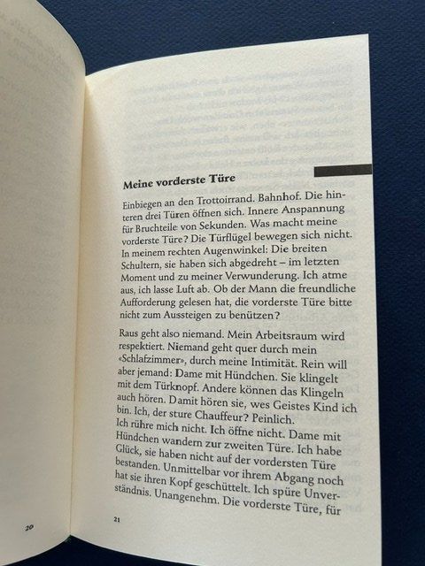 Bücher: Ueltsch Arnd, Das Blumenfeld im Trolleybus, perfektes Ex. – Gebraucht aus Bern von oregonzwei 5