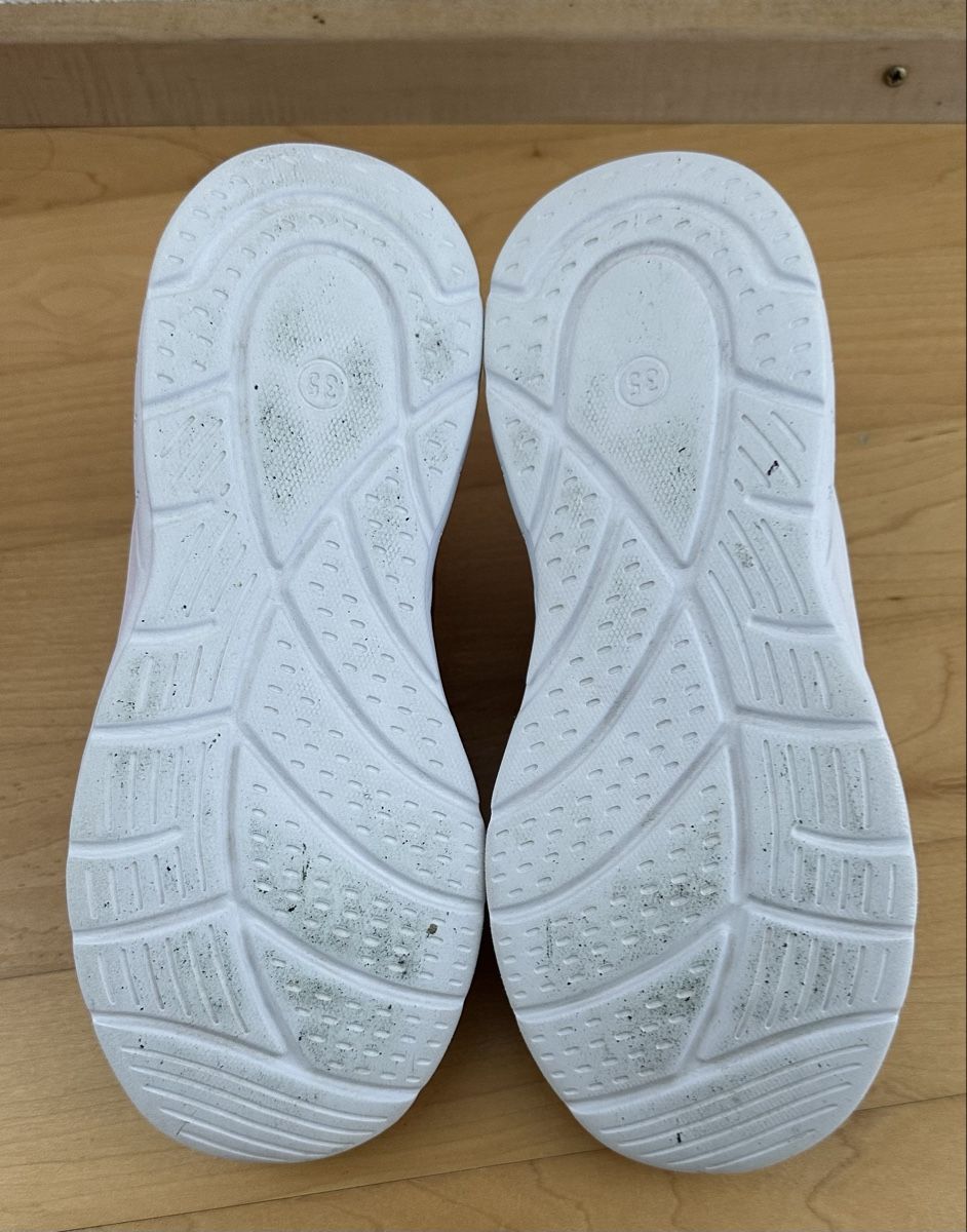 Schuhe für Mädchen: Turnschuhe Gr.35 – Gebraucht aus Oensingen von dorian07 3