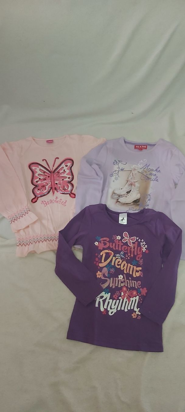 Camicette, T-shirt & Top: Tolle Sirts aus 1. Hand – Usato da Zeiningen venduto da Efifi