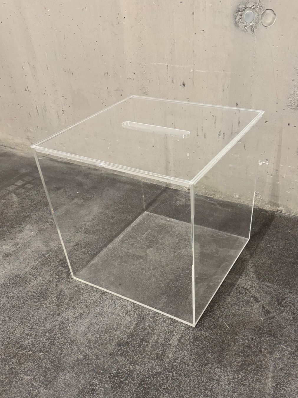 Bicchieri: Wettbewerbbox Losbox Spendebox Plexiglas – Usato da Steffisburg venduto da smocky17 2