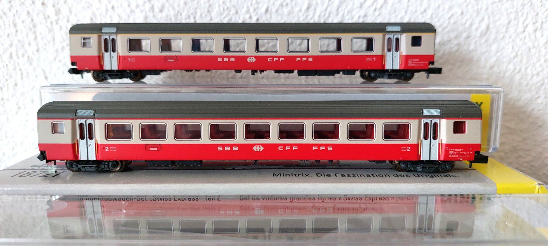 Trix Modelleisenbahnen: MINITRIX N SBB SCHNELLZUGWAGEN-SET 2 SWISS EXPRESS 18721 – Neu und originalverpackt aus Biberist von Ntrains