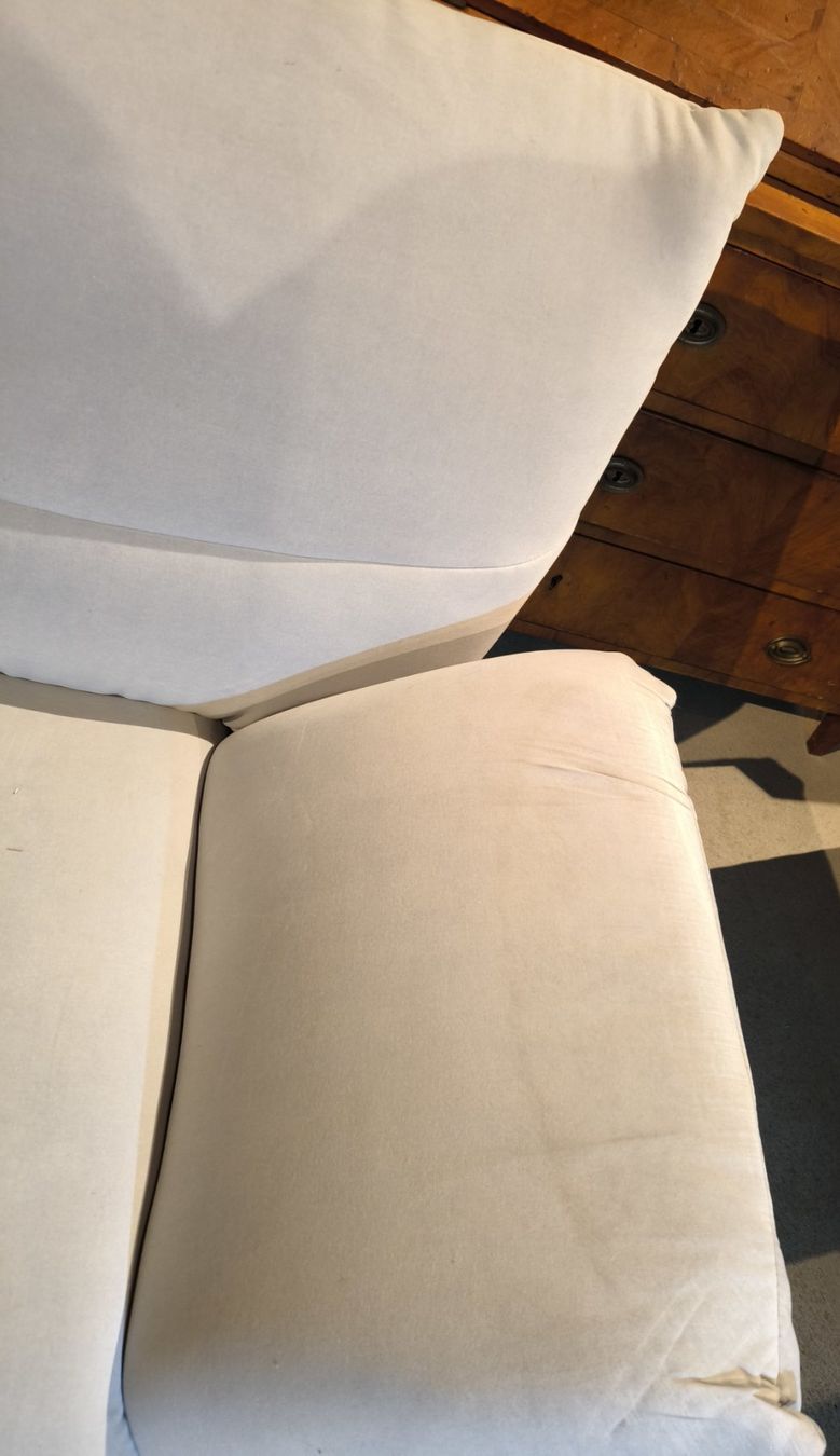Sofas: 2er Sofa Microfaser – D'occasion à Rorschacherberg par snOOpydOg11 6