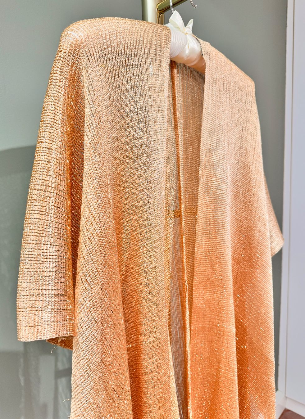 Tuniken: Goldenes Strandponcho / Kaftan. – Gebraucht aus Zürich von gregart 2