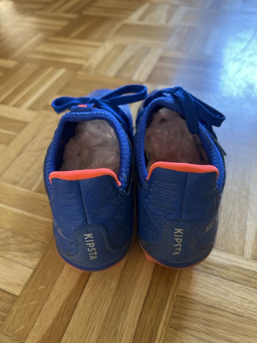 Scarpe da uomo: Fussballschuhe Kipsta Gr. 33 – Usato da Zuchwil venduto da Commander0 2
