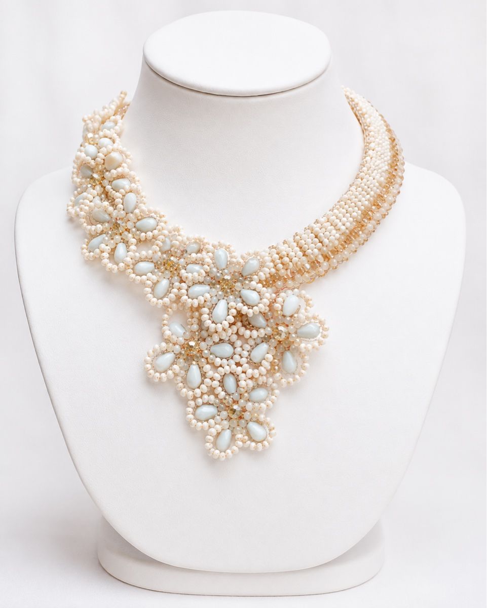 Catenine: Pearl Beaded Statement Necklace - Elegant Summer Style – Nuovo e nell'imballaggio originale da Schaffhausen venduto da bar_rf9c 1