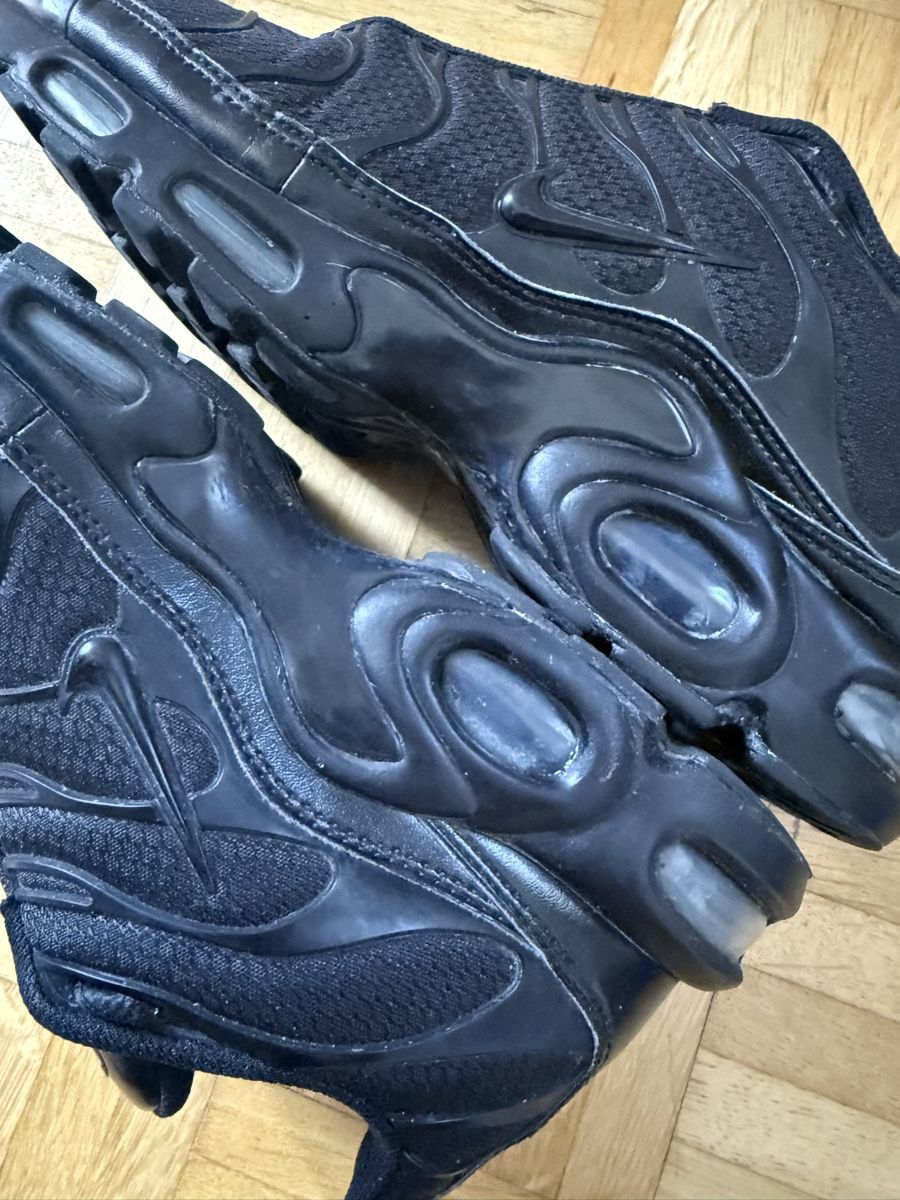 Nike Chaussures hommes: Baskets Nike Air Max Plus noir état acceptable – D'occasion à Zürich par Butpiquant 9
