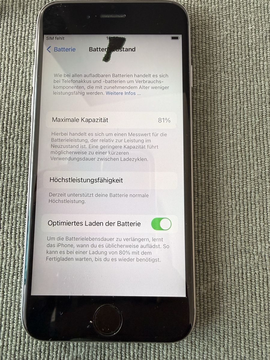 Apple Handys / Smartphones: iPhone 6s, 128 GB, Silber -Akku 81% – Gebraucht aus Schübelbach von cha_8x7x 3