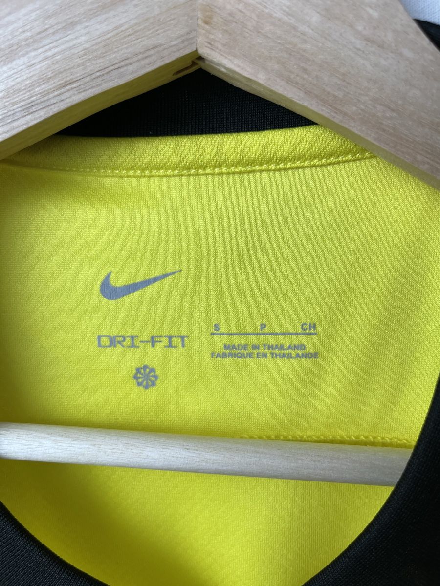 Nike Canottiere & Pantaloni: Maillot Malaisie Nike – Nuovo (secondo la descrizione) da Les Avanchets venduto da lunedeneige.shop 2