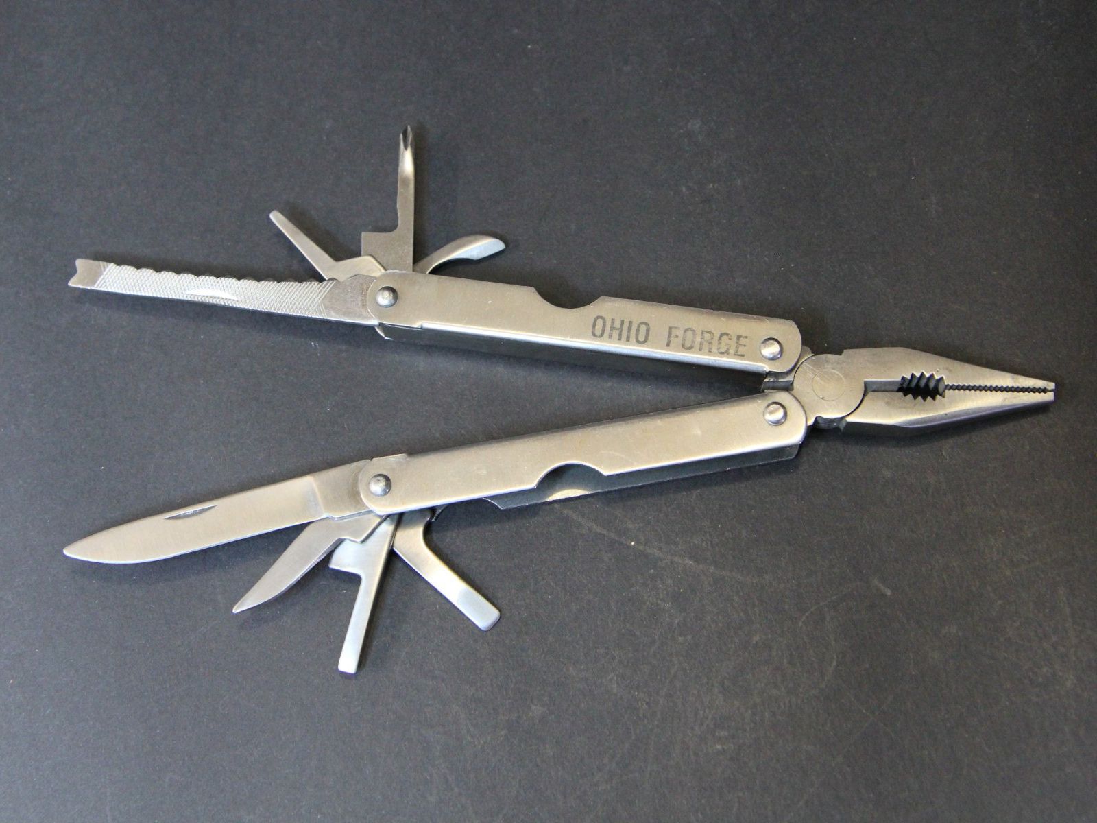 Tutti gli attrezzi: Multitool Ohio Forge Edelstahl mit diversen Funktionen – Usato da Hölstein venduto da Kraftpaket