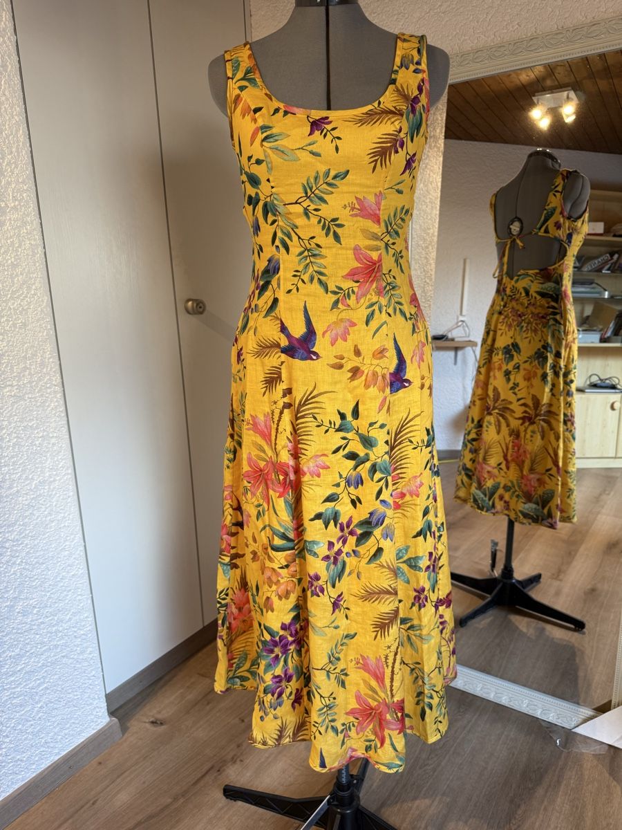 Zimmermann Vestiti: Zimmermann Linen Dress Original – Usato da Schattdorf venduto da Remligand 1