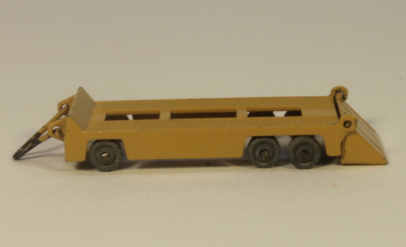 Matchbox Voitures modèles: Matchbox Lesney 16A Low Loading Trailer – D'occasion à Zofingen par Trukli58