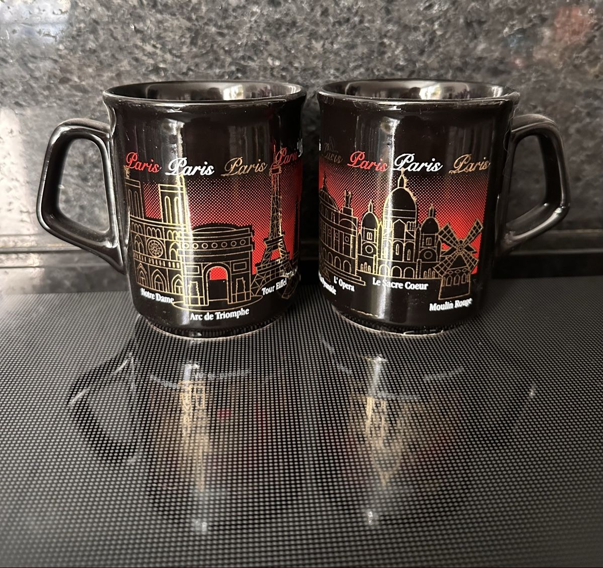 Tazze: 2 Mugs Paris – Usato da Embrach venduto da Spinas