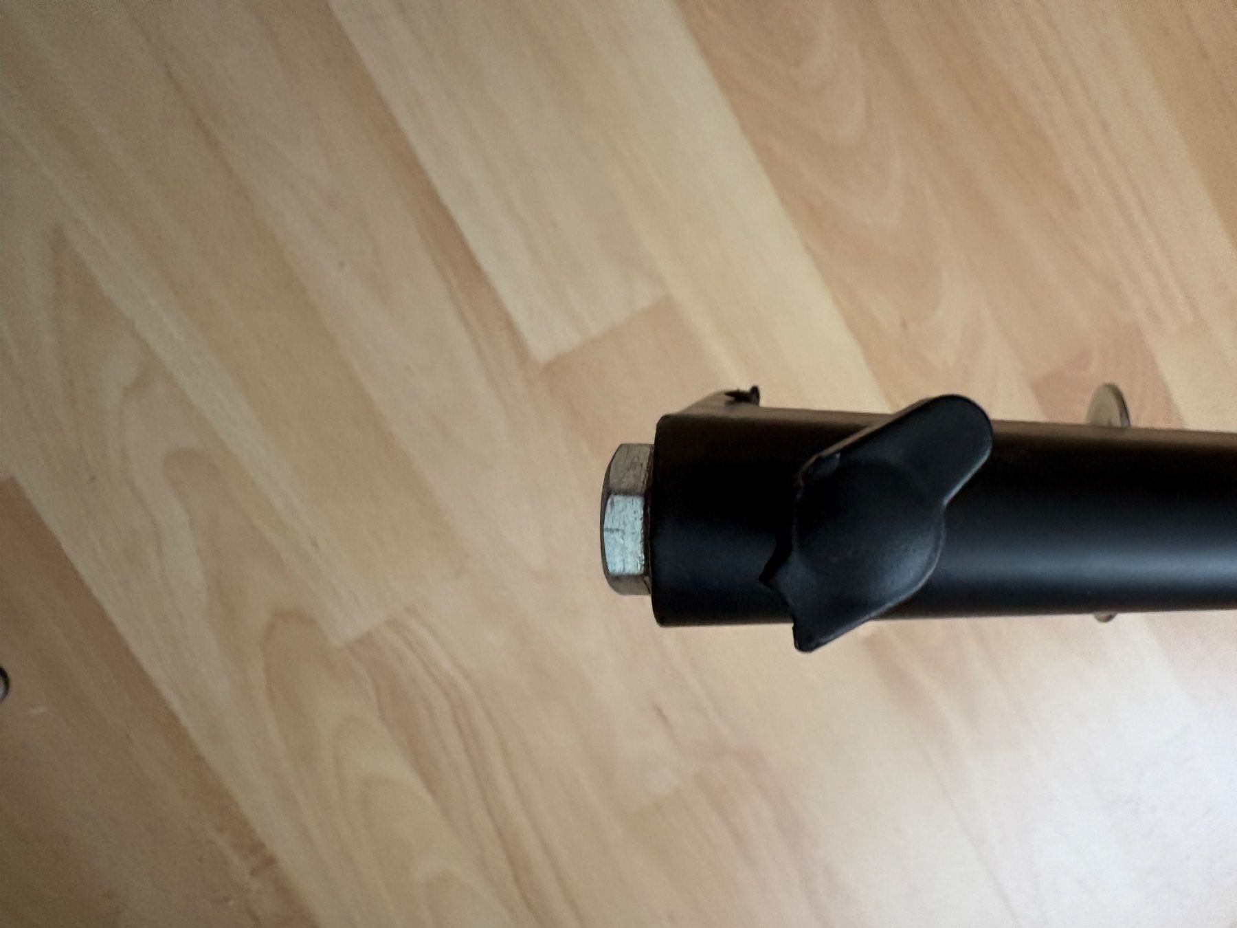 Sacs de frappe: Mini Tisch-Boxsack, Punchingball mit Tischklemme – D'occasion à Glattfelden par Qwerasdf 4