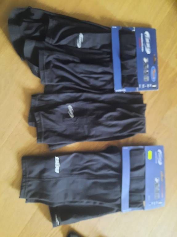 Leggings: Legwarmer noir BBB neuf – Usato da Neuchâtel venduto da Bykarl_Neuchatel