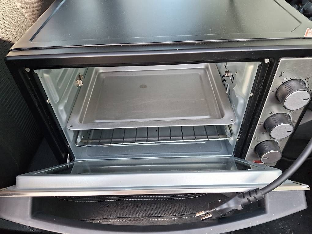 Forni: Kleiner Backofen- Grill – Usato da Niederwangen BE venduto da bff_mbb2 1