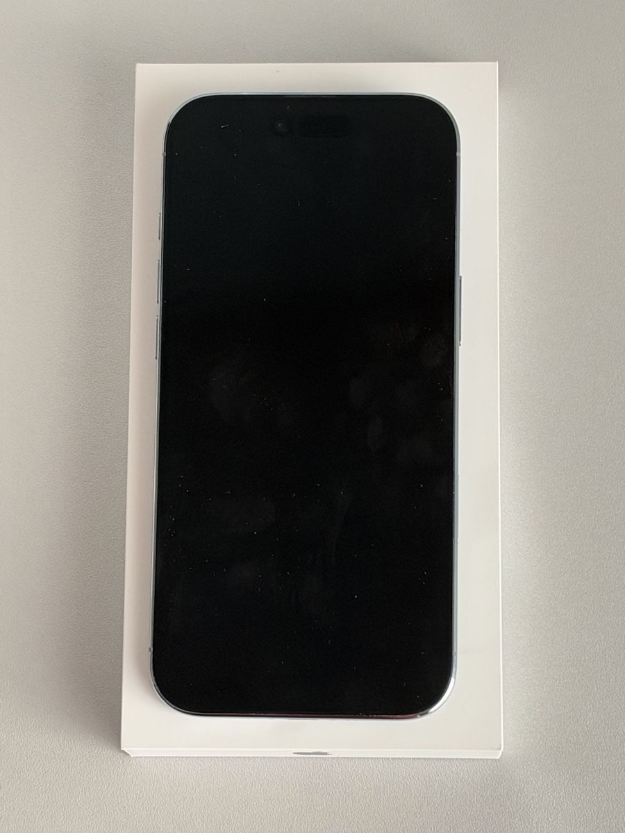 Apple Handys / Smartphones: iPhone Air 256GB Sky Blue – Gebraucht aus Züberwangen von naef_97 1
